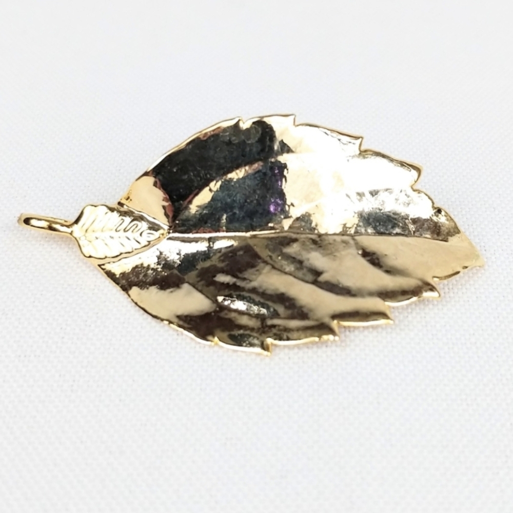 Gold Dipped Leaf Pendant for Necklace Hippie 70s 80s Naturecore Vintage y2k